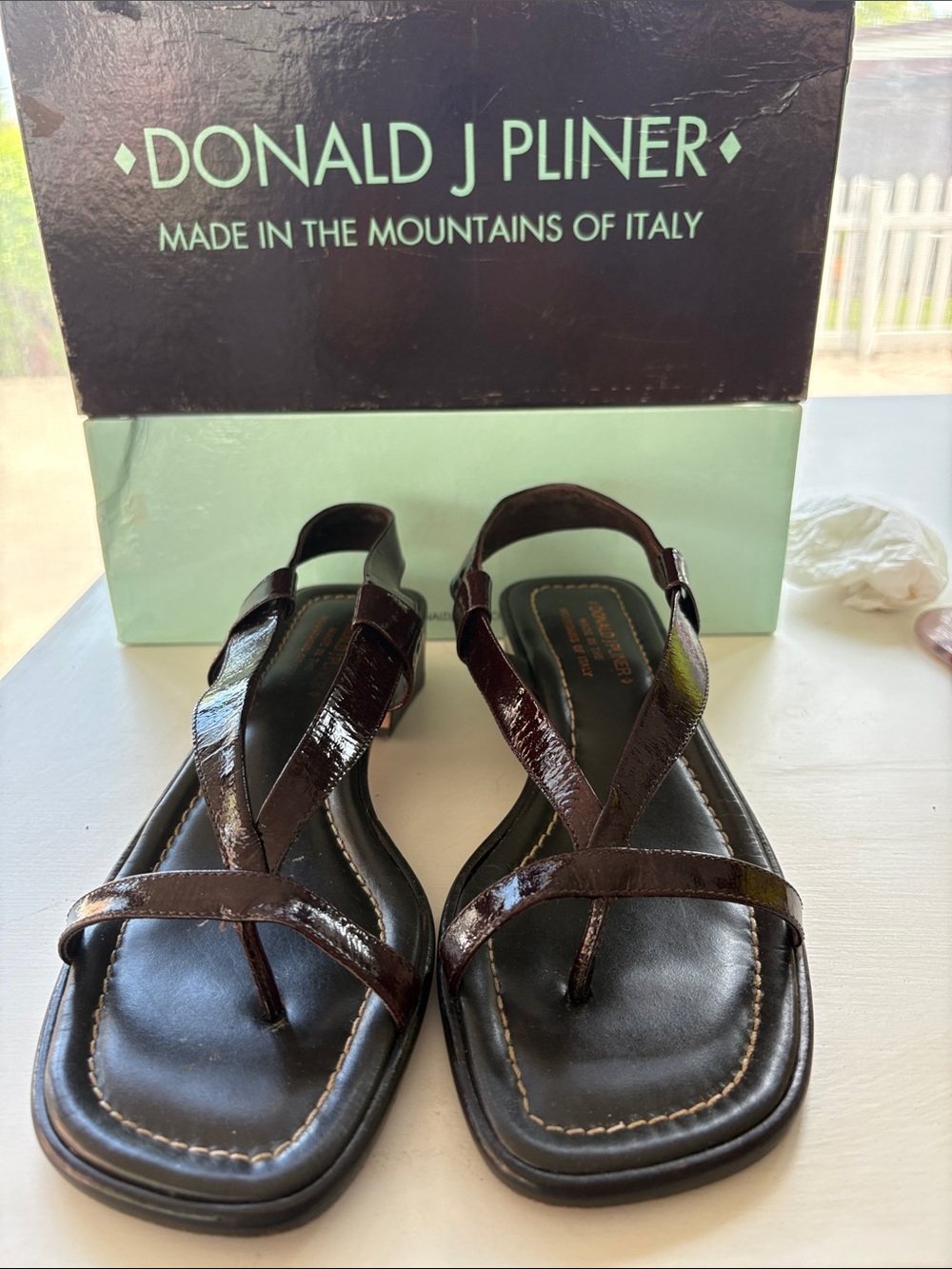 Donald J. Pliner Brown Patent Leather Thong Slingback Sandals S8